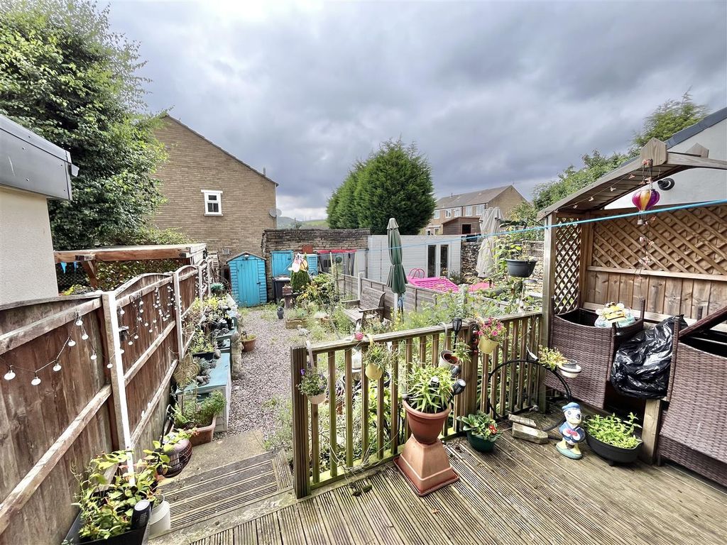 Property photo 2 of 7 Rear Garden