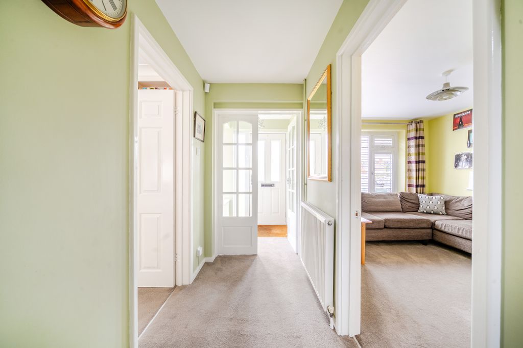 Property photo 3 of 19