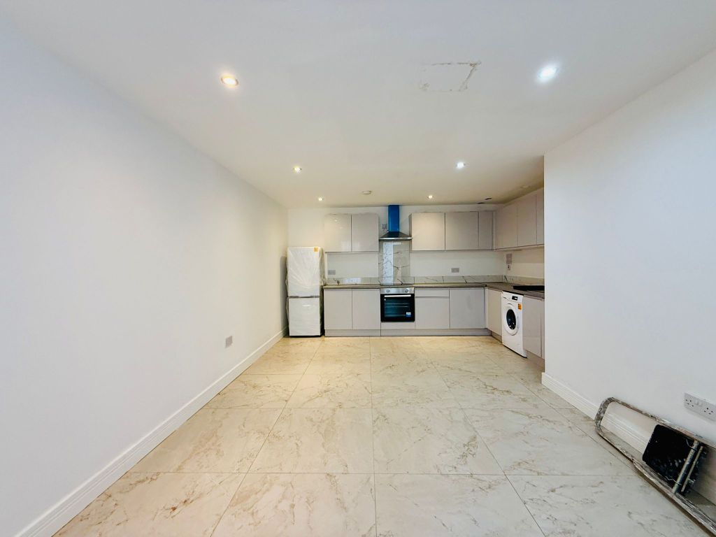 Property photo 3 of 4 Whatsapp Image 2025-11-07 At 11.15.04