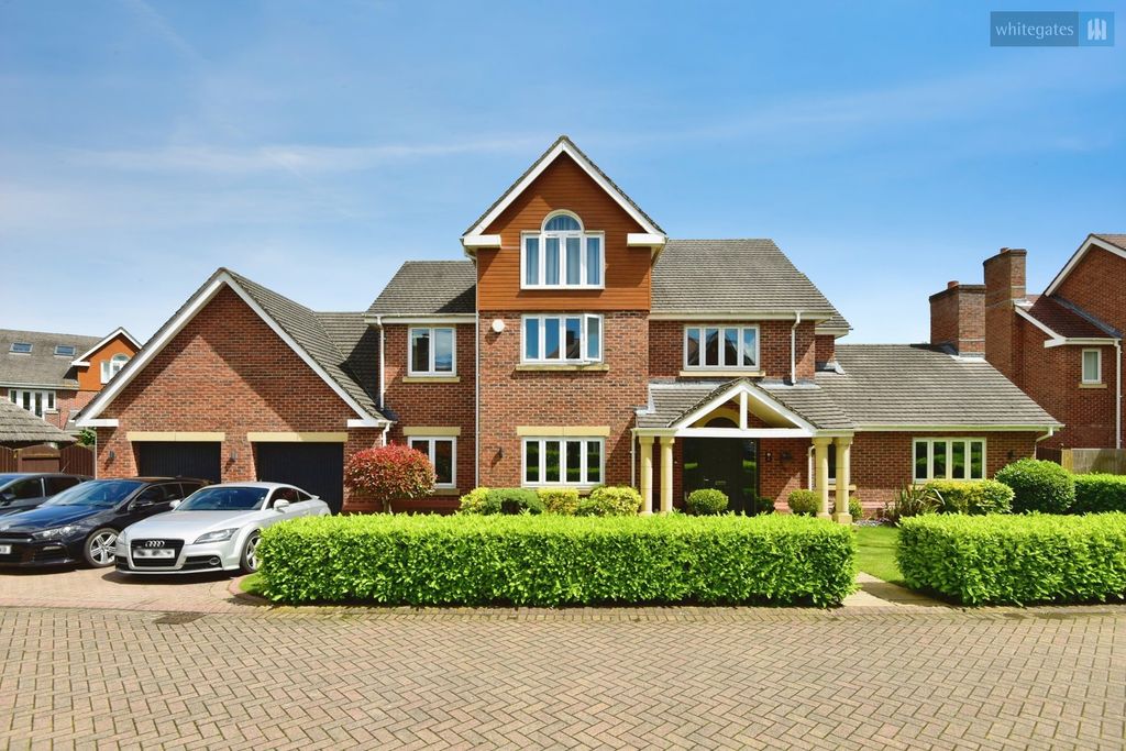 Property photo 2 of 36 Pbox-Img.Jpg