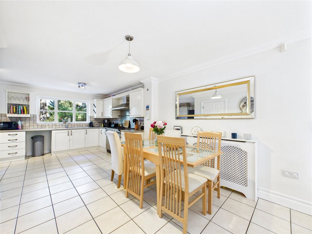 Property photo 3 of 16 3 - Picture No. 07