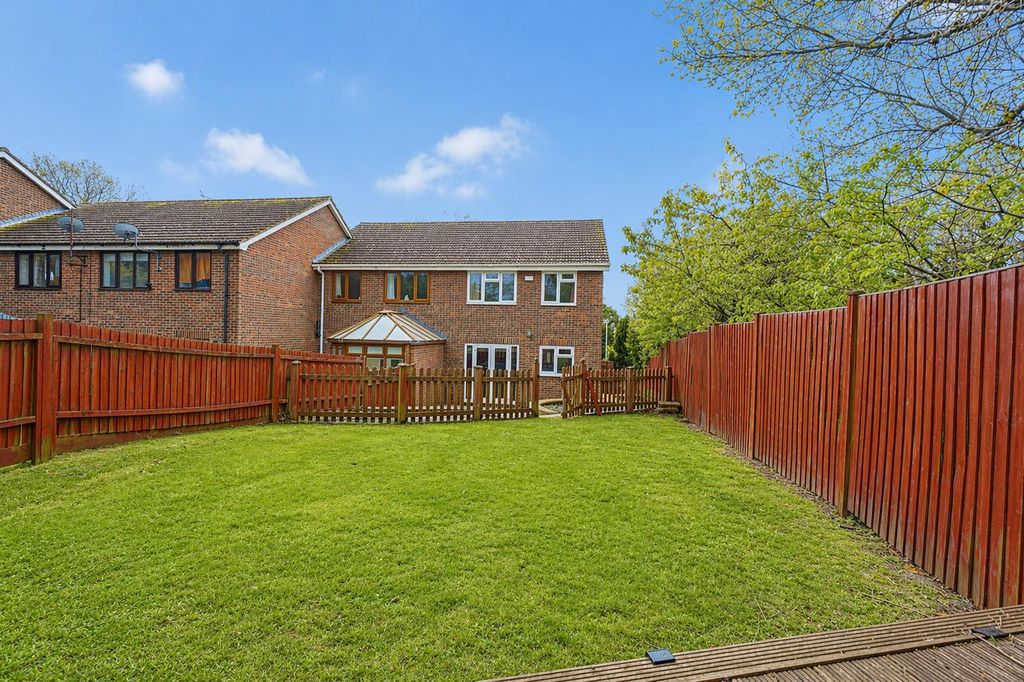 Property photo 2 of 21 06A11B55-d501-4142-B5c2-72Cbf331A4c1.Png