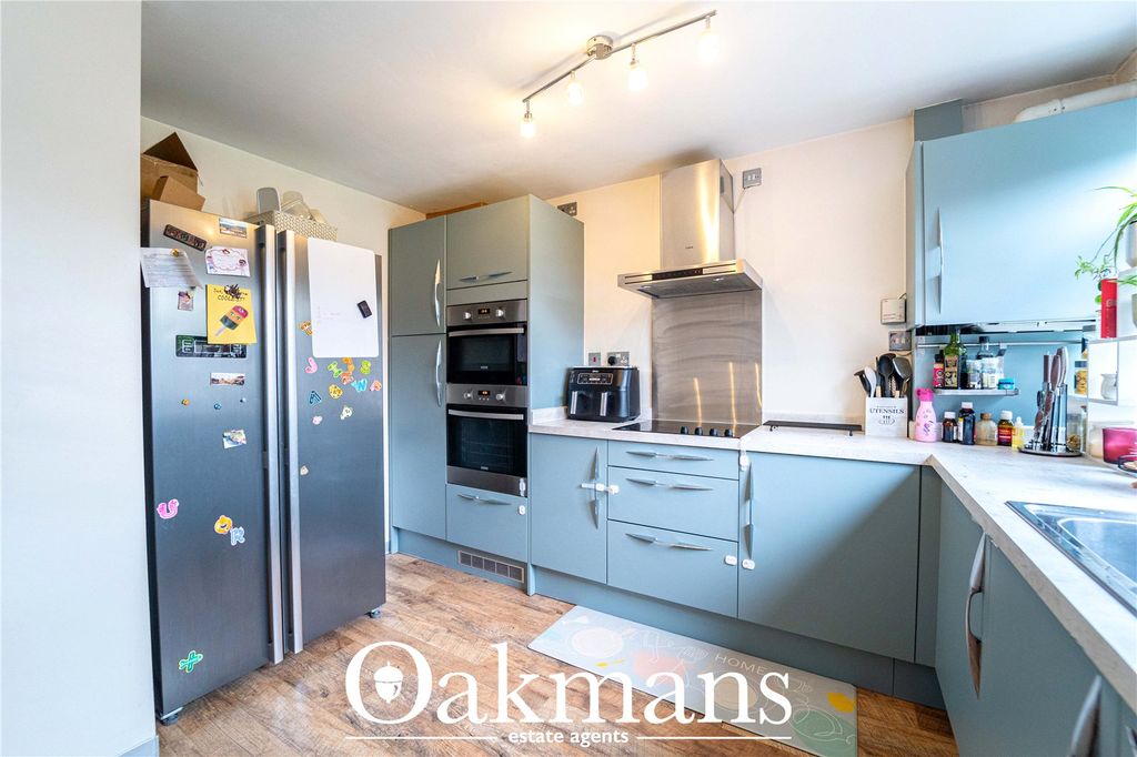 Property photo 3 of 22 Picture No. 21