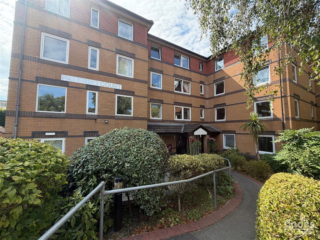 Property photo 1 of 10