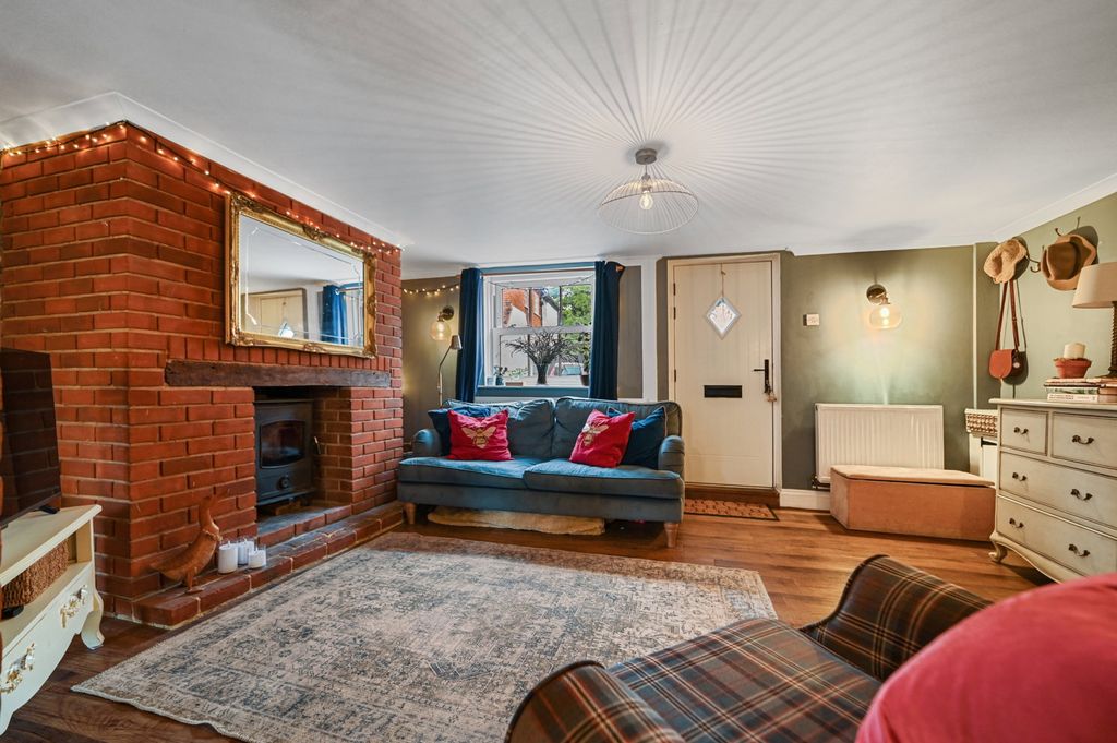 Property photo 2 of 15