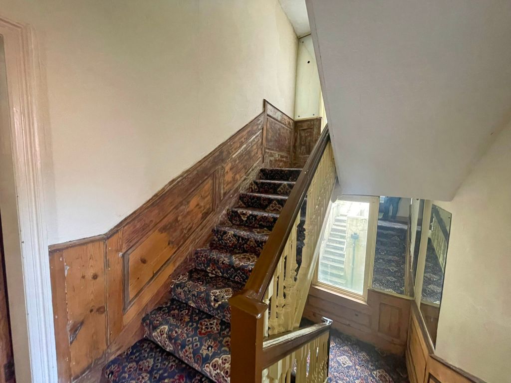 Property photo 3 of 8 Img_8801