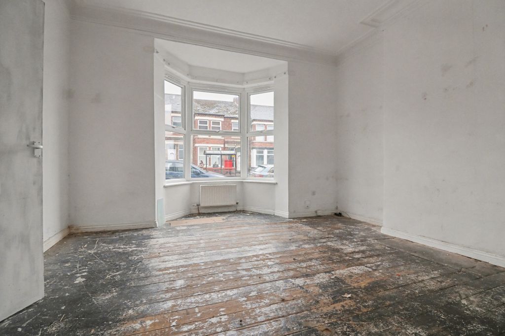 Property photo 3 of 9 24 Imeary Street, South Shields, Tyne And Wear, Ne33 4Eg