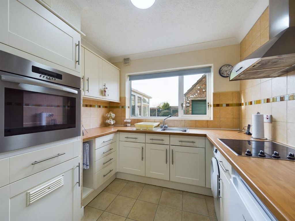 Property photo 3 of 14