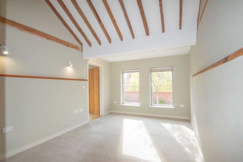 Property photo 3 of 10 Picture No. 03