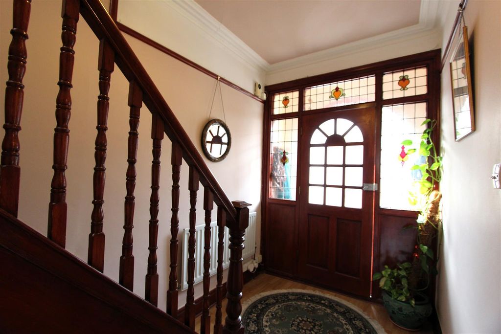 Property photo 2 of 19 3.Jpg