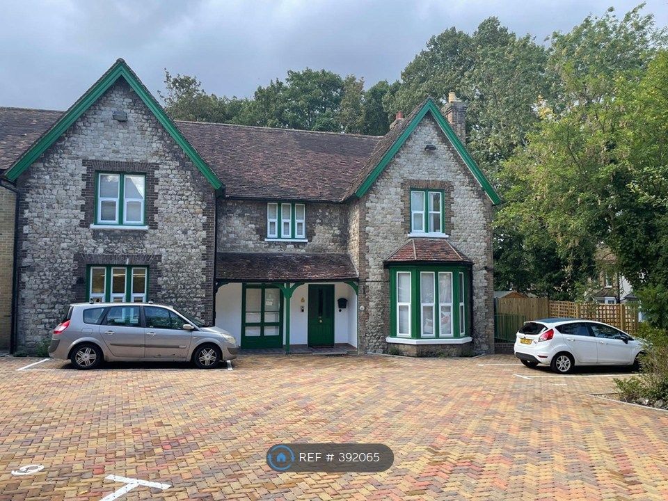 Property photo 1 of 13 17 Church Road