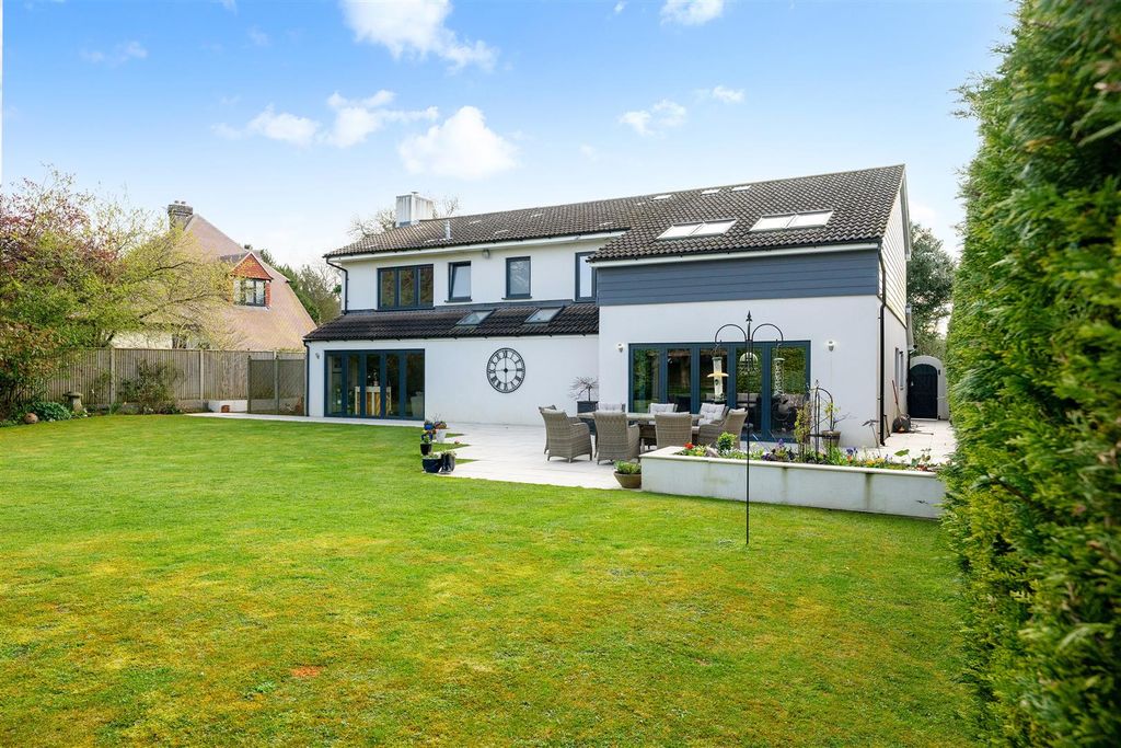 Additional image 24 of 5 bed detached house for saleGarden Walk, Coulsdon CR5
