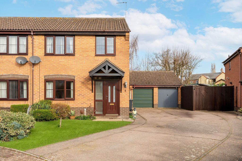 Property photo 1 of 15