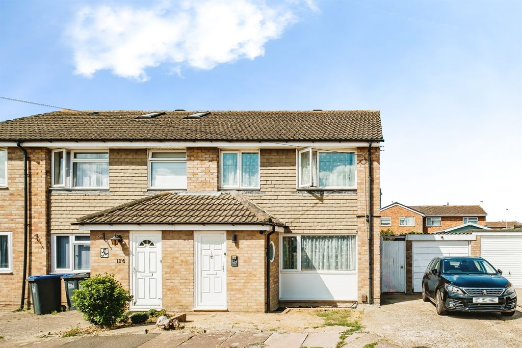 Property photo 1 of 17