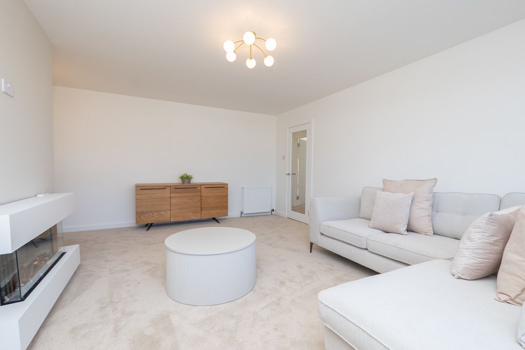 Additional image 7 of 4 bed detached house for saleCollieburn Crescent, Peterhead AB42