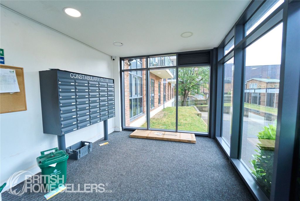 Property photo 2 of 23 Picture No. 04