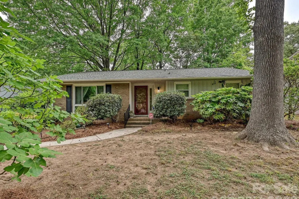 Property photo 1 of 27