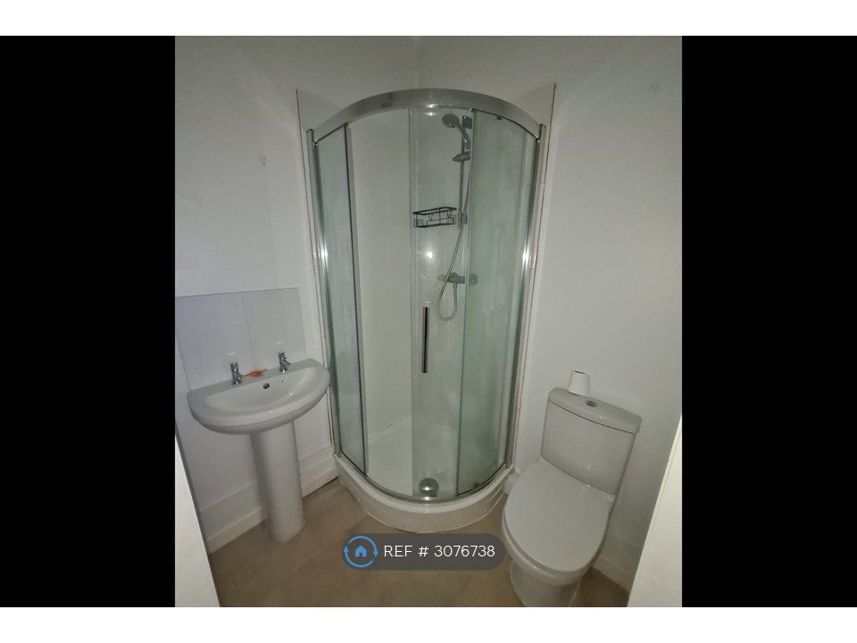 Property photo 3 of 3 Bathroom