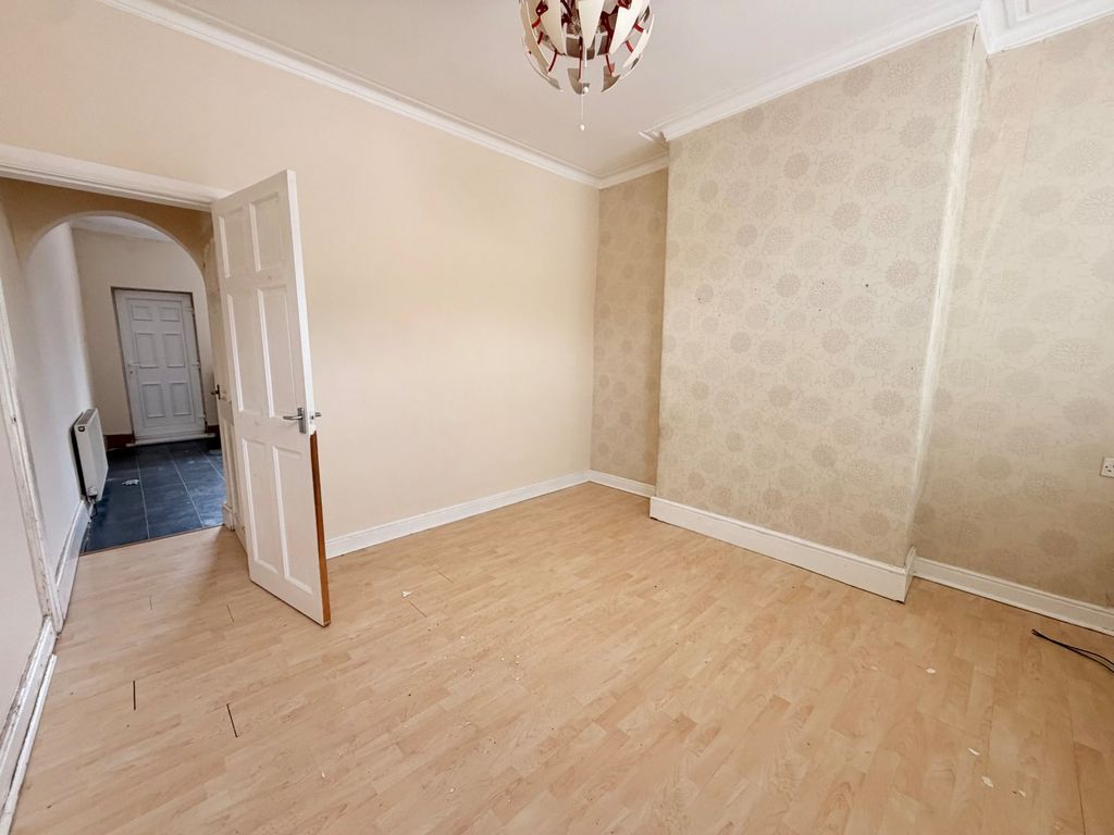 Property photo 3 of 7 Picture No. 07