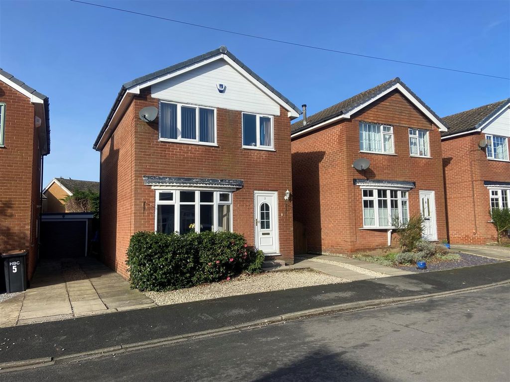 Property photo 1 of 19 External.Jpg