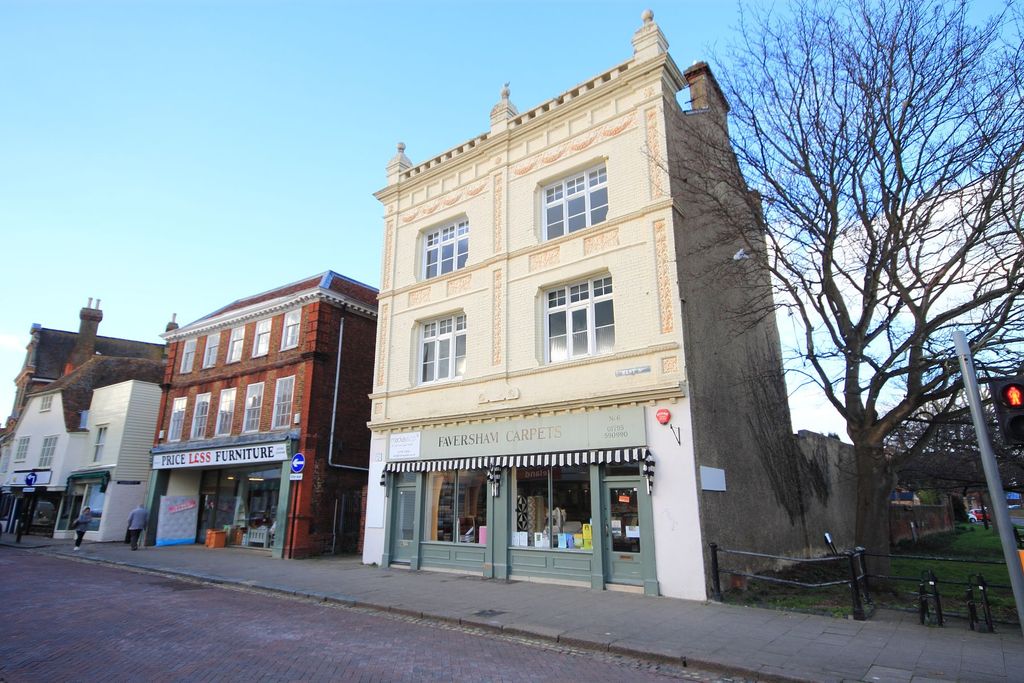 Property photo 1 of 6