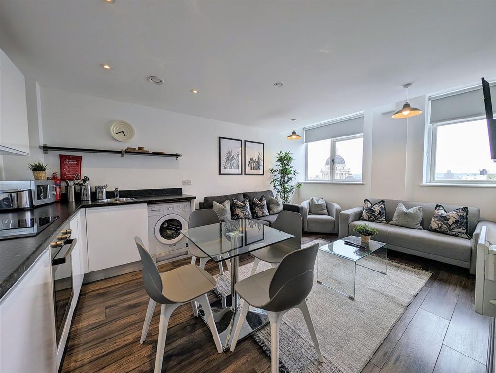 Property photo 3 of 13 Dining Area.Jpg