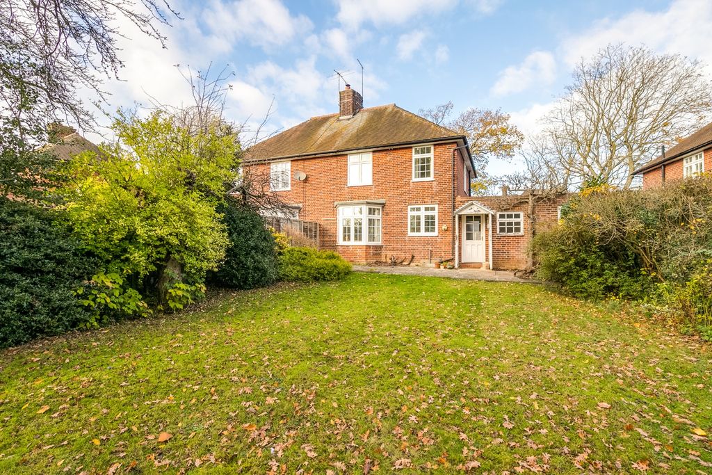 Property photo 2 of 24 4662311