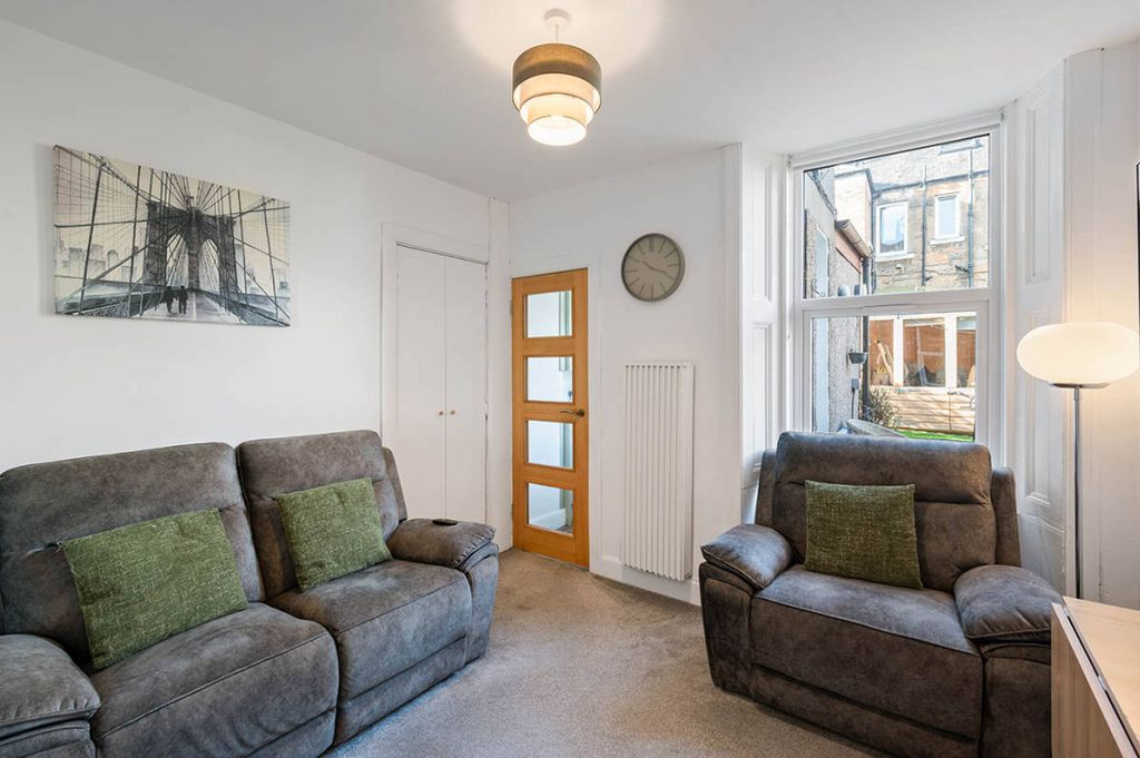 Property photo 2 of 22