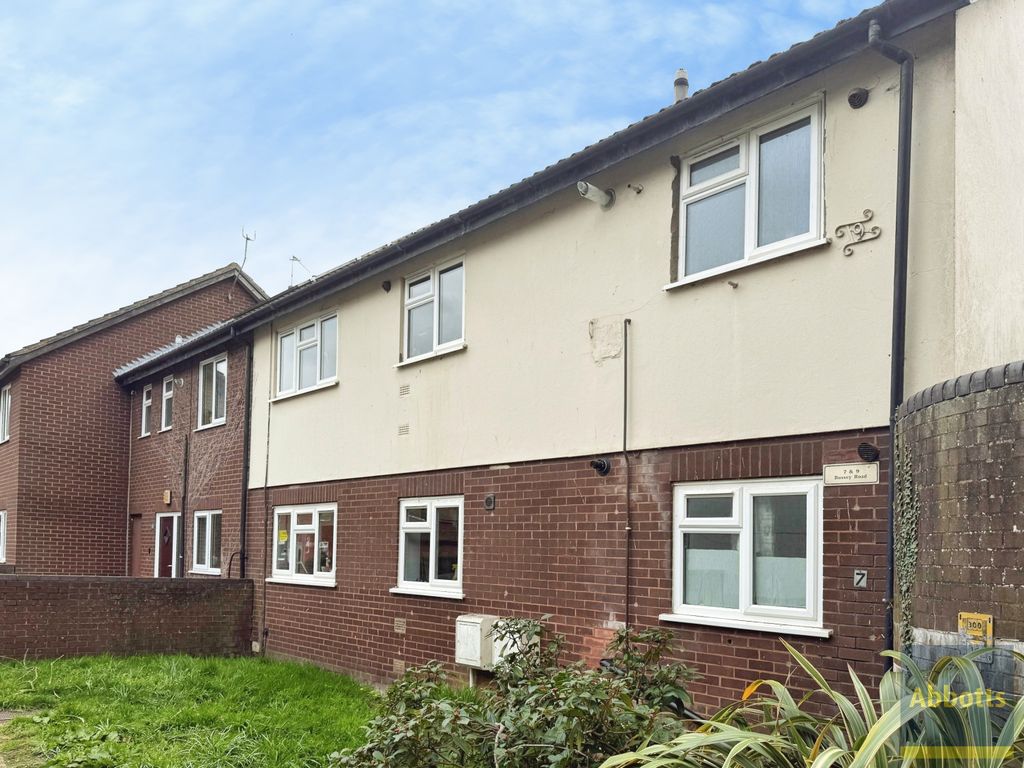 Property photo 1 of 5