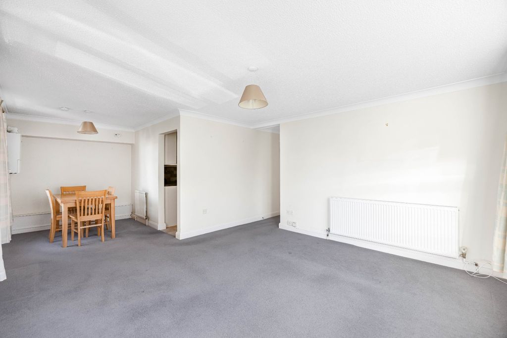 Property photo 2 of 11 Picture No. 13