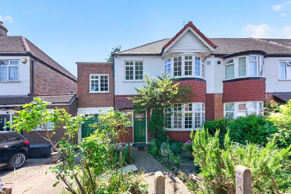Property photo 1 of 13