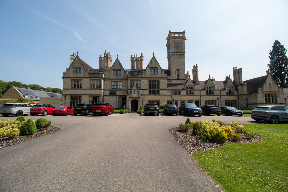 Property photo 1 of 17 Img_8937