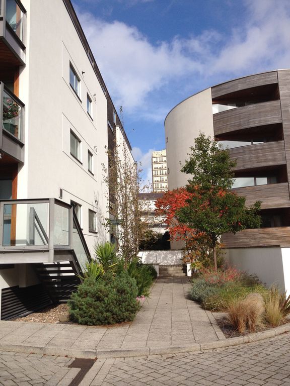 Property photo 1 of 13 Outside Access