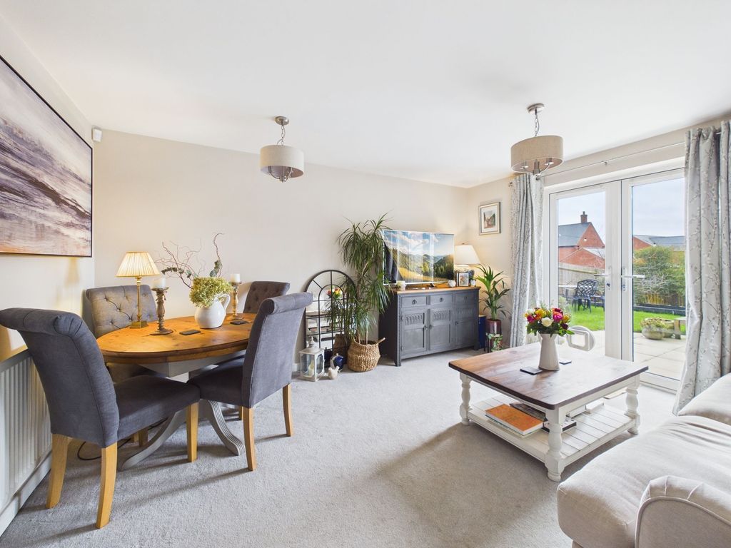 Property photo 3 of 23