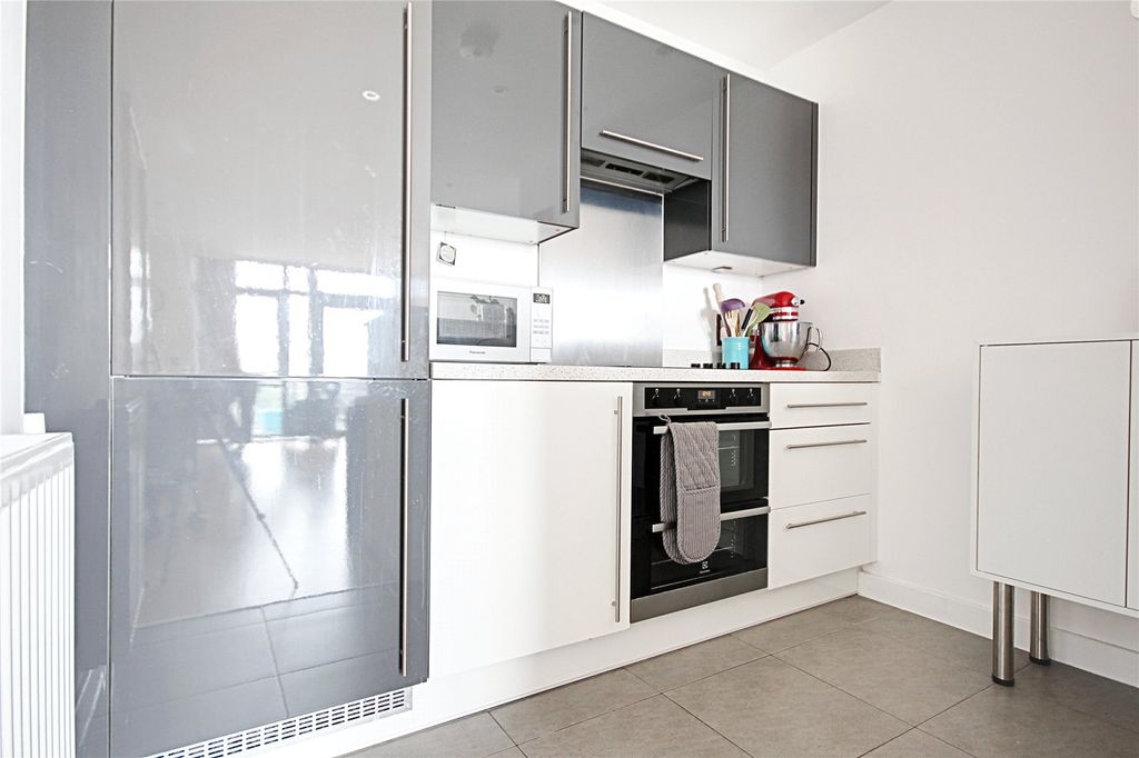 Property photo 3 of 8 Picture No. 04