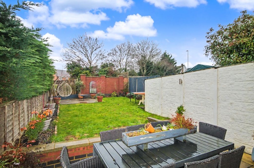 Property photo 2 of 15