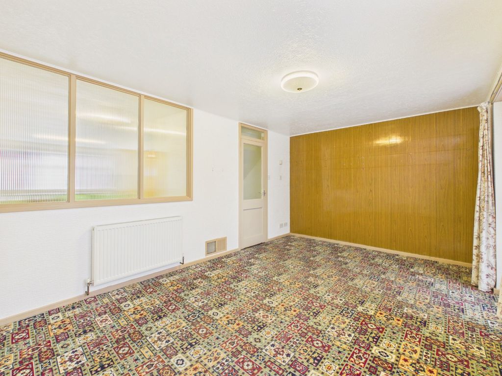 Property photo 3 of 18 5355806