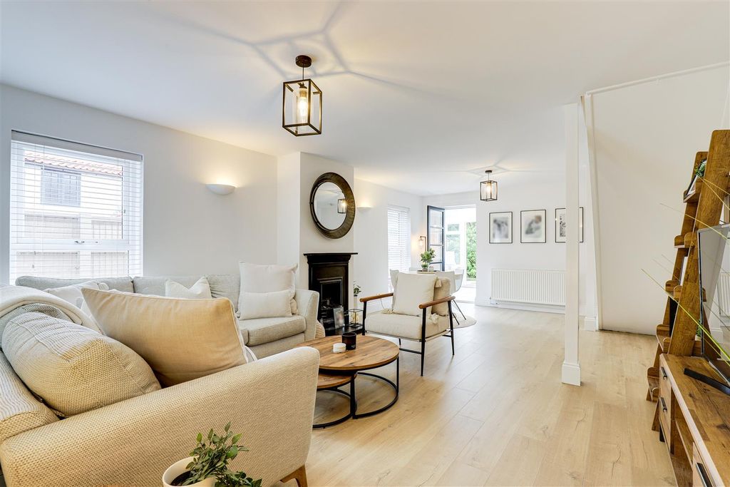 Property photo 3 of 26 Img_1869-Img_1873.Jpg