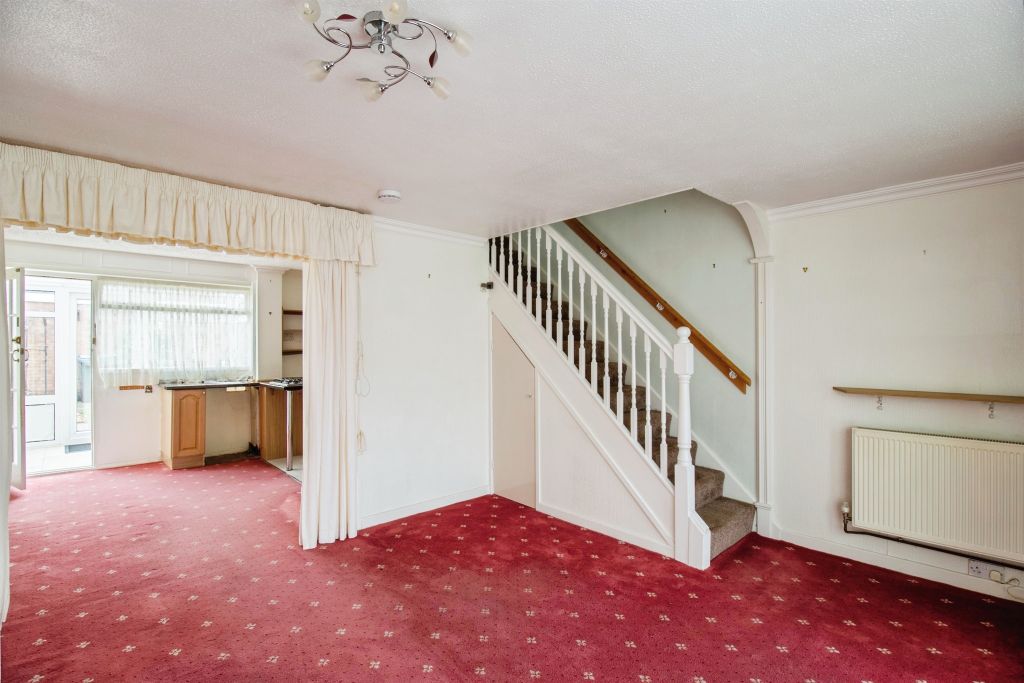 Property photo 2 of 12