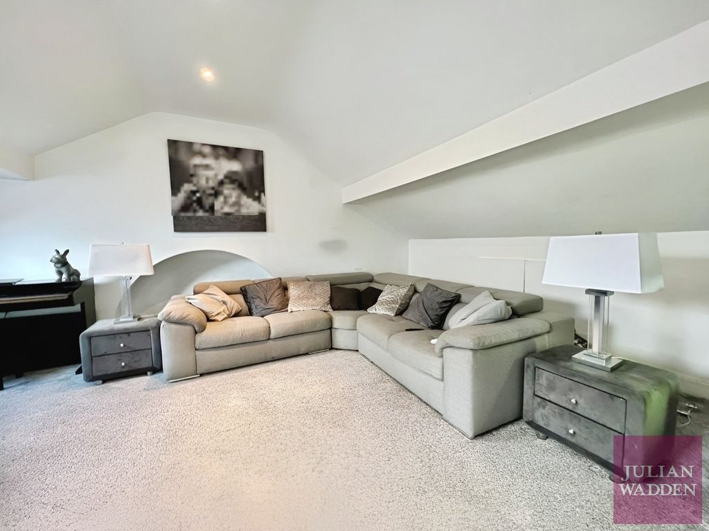 Property photo 1 of 7 Picture No. 08