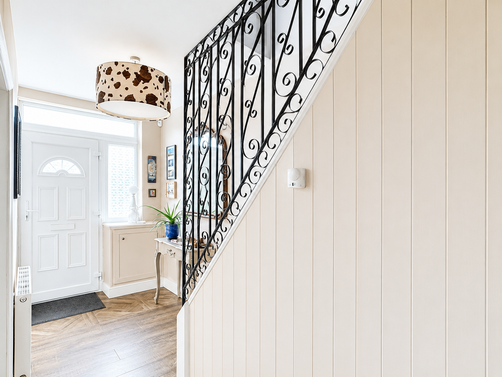 Property photo 2 of 21 Fa1684Ed-5828-45EE-8Fee-5C59234143B1