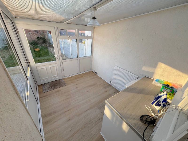 Property photo 3 of 23 Conservatory