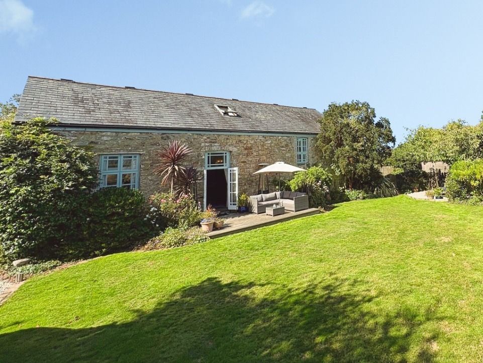 Property photo 1 of 31 5437002