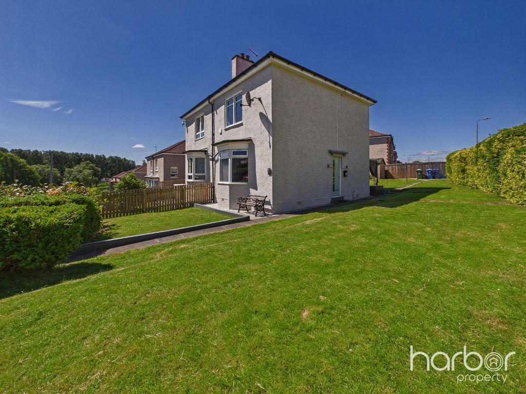 Property photo 2 of 18 5249515