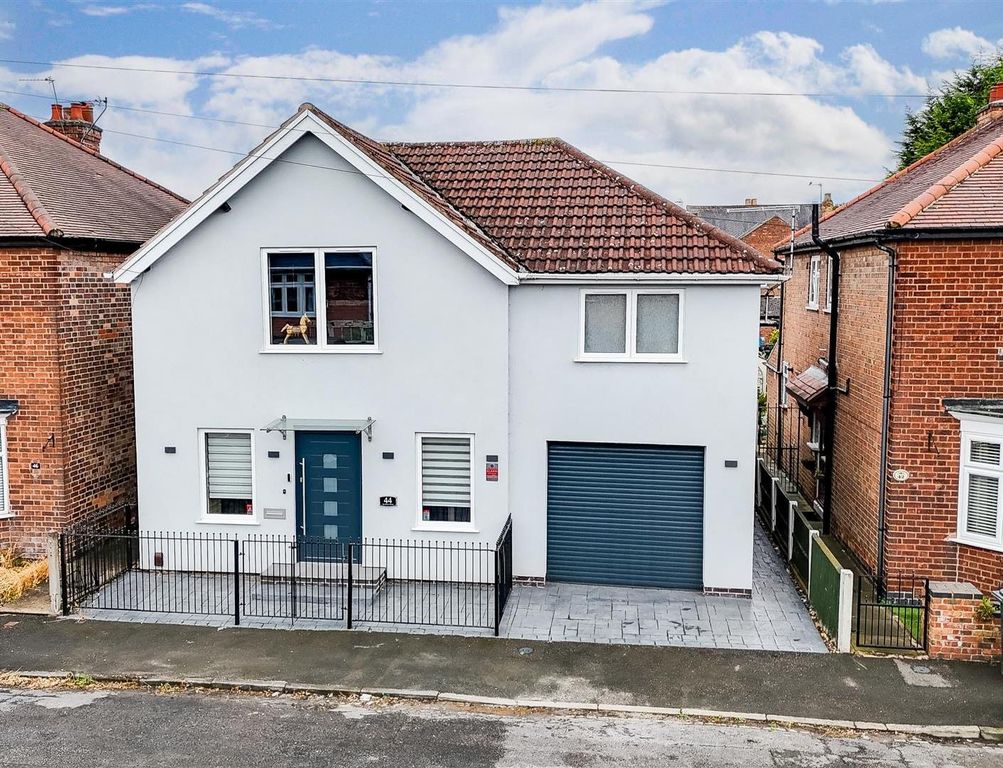 Property photo 1 of 35 Stafford.Jpg