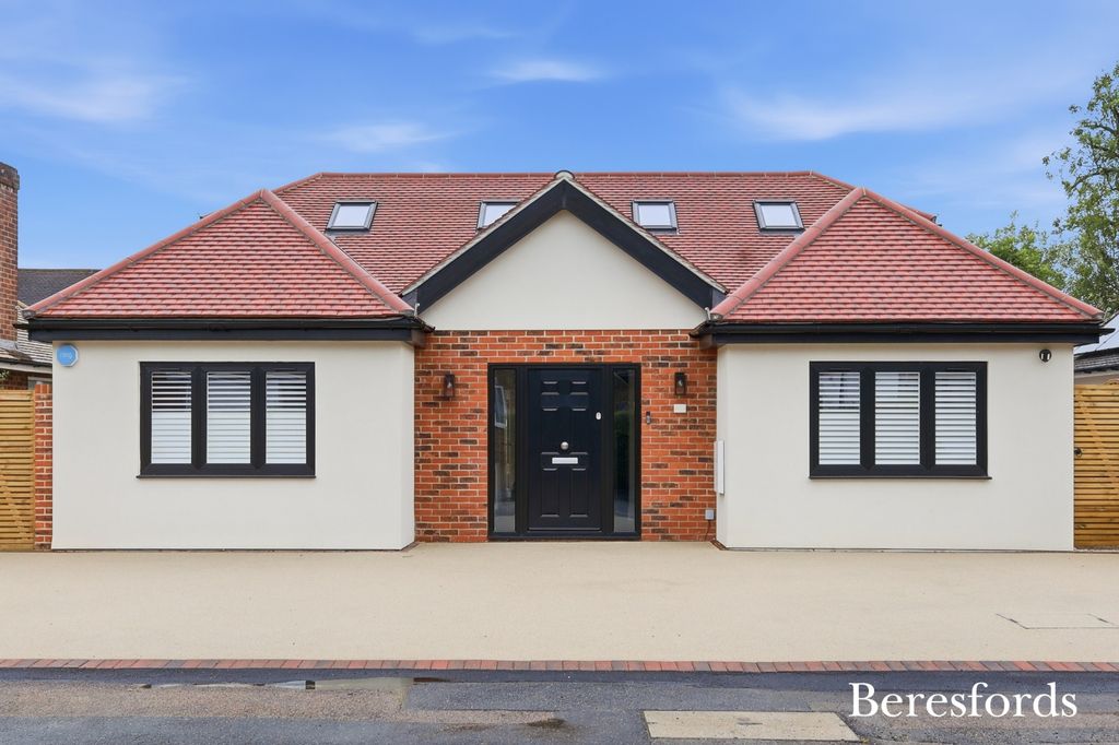 Property photo 1 of 21 Picture No. 05