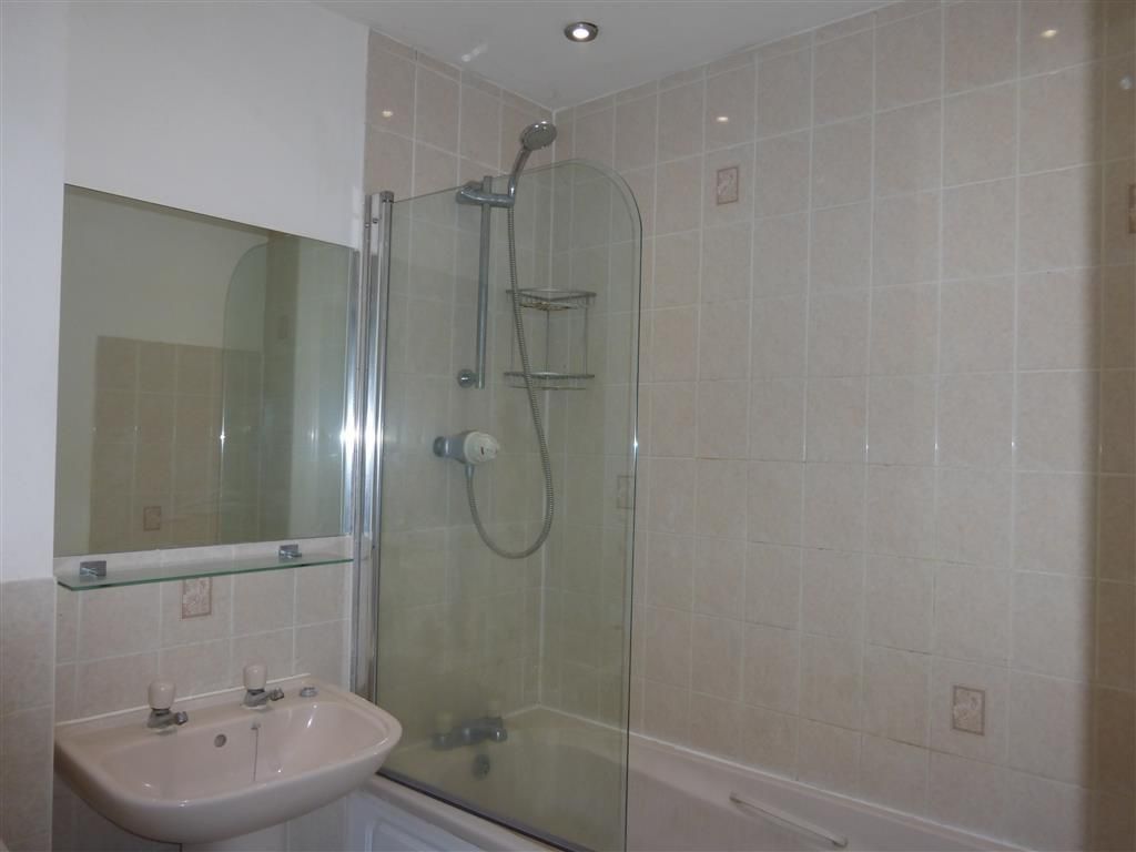 Property photo 3 of 5 Bathroom