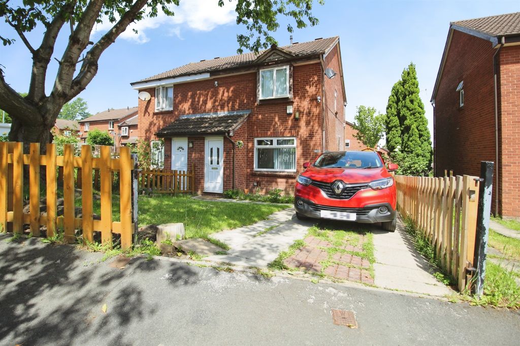Property photo 1 of 11