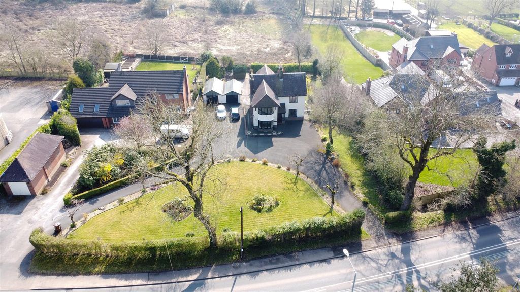Property photo 3 of 30