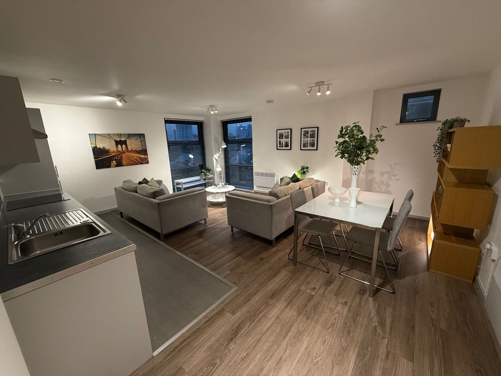 Property photo 3 of 8